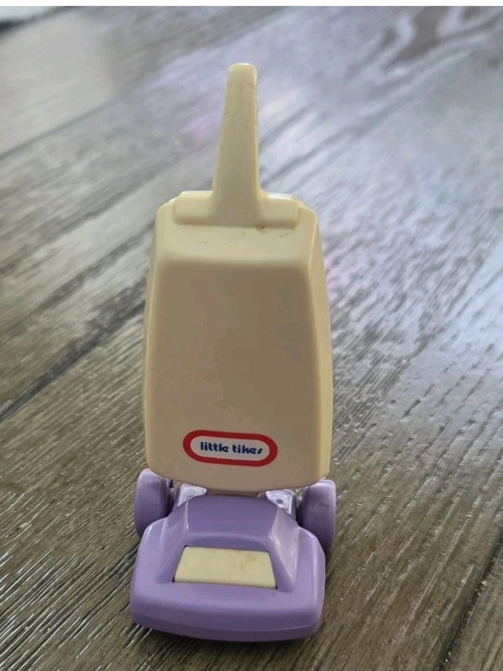 Vintage Little Tikes Dollhouse Furniture Miniature Family Vacuum Cleaner